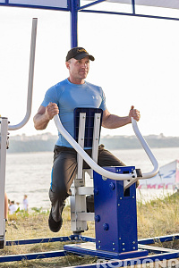 Уличный тренажер «Жим к груди» CO-3.1.64.01